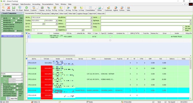 Giao diện nhập liệu hàng Inland Trucking và danh sách lô hàng chưa hoàn thành